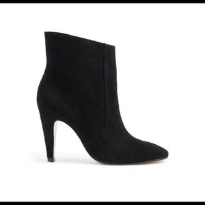 ๐ NEW Schutz Davinne Suede Leather Stiletto Ankle Bootie Size 7.5